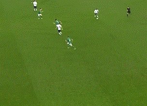 中欧体育官网-【世预赛】欧洲冠军打附加赛！意大利客场平跌至次席